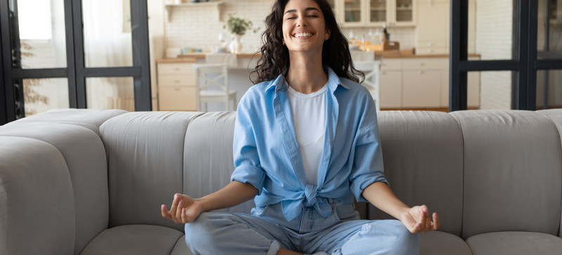 meditace-zena-wellbeing_1216x552px